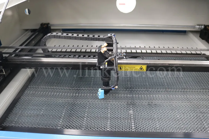 Factory direct High precision and widely used co2 laser engraving and cutting machine price with ce iso