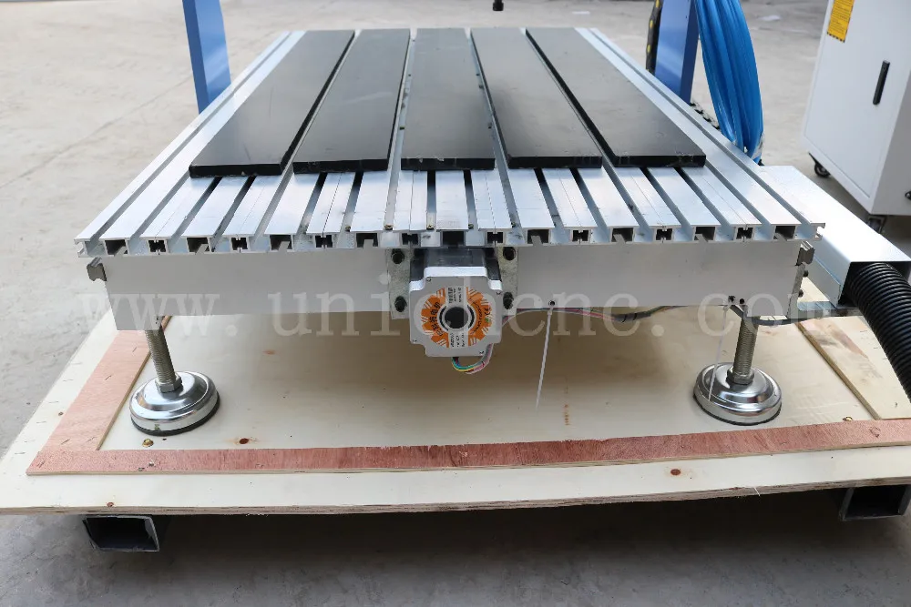 hot sale cnc router metal cutting machine