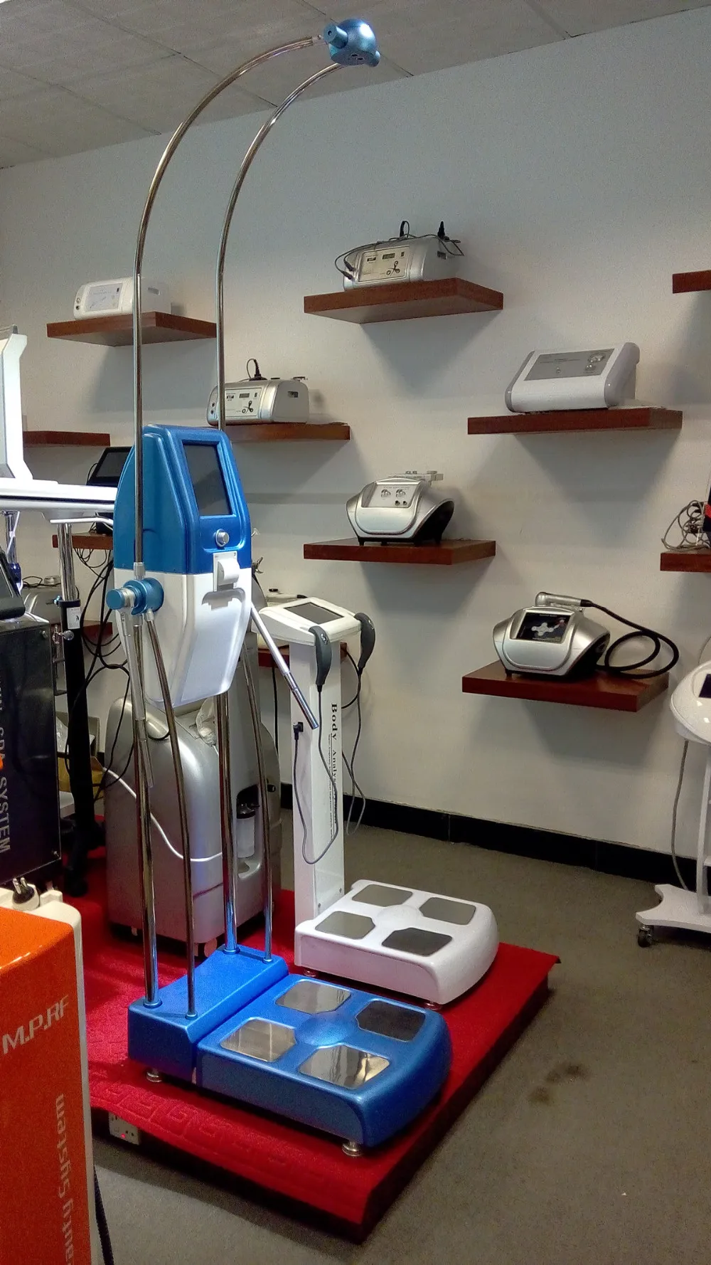 Professional Body Analyzer With Heigh Measurement/cheaper Body Analyzer