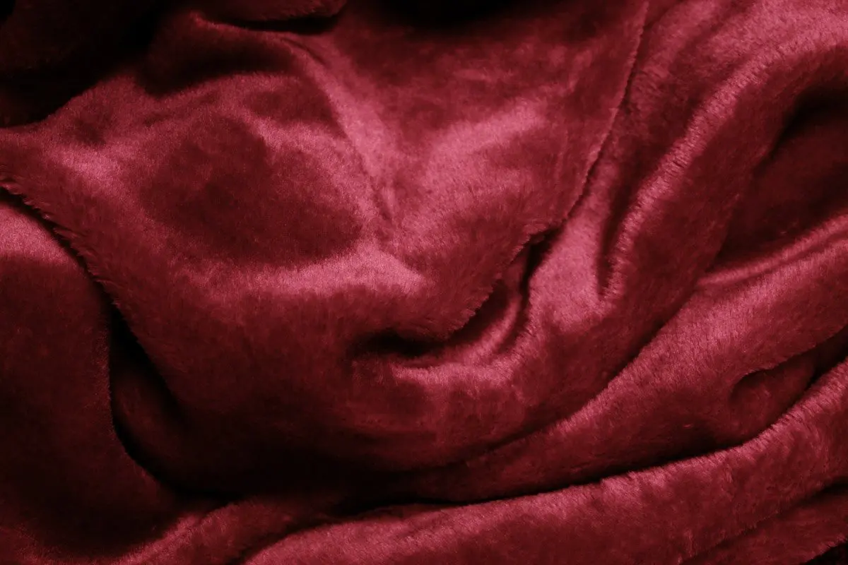 Archangel Reversable 2Ply Queen Solid Mink Blanket - Burgundy