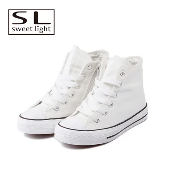 blank white canvas shoes