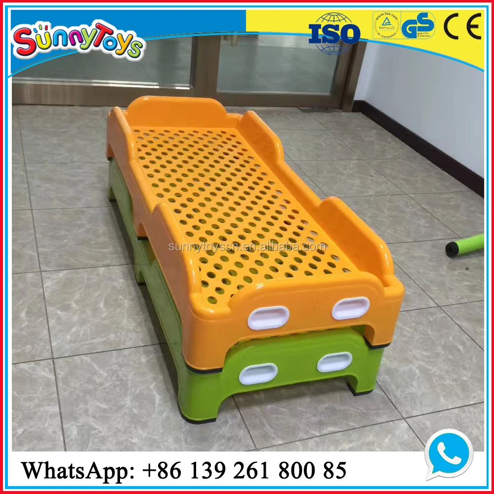 creche beds