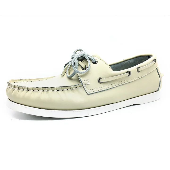 trendy boat shoes