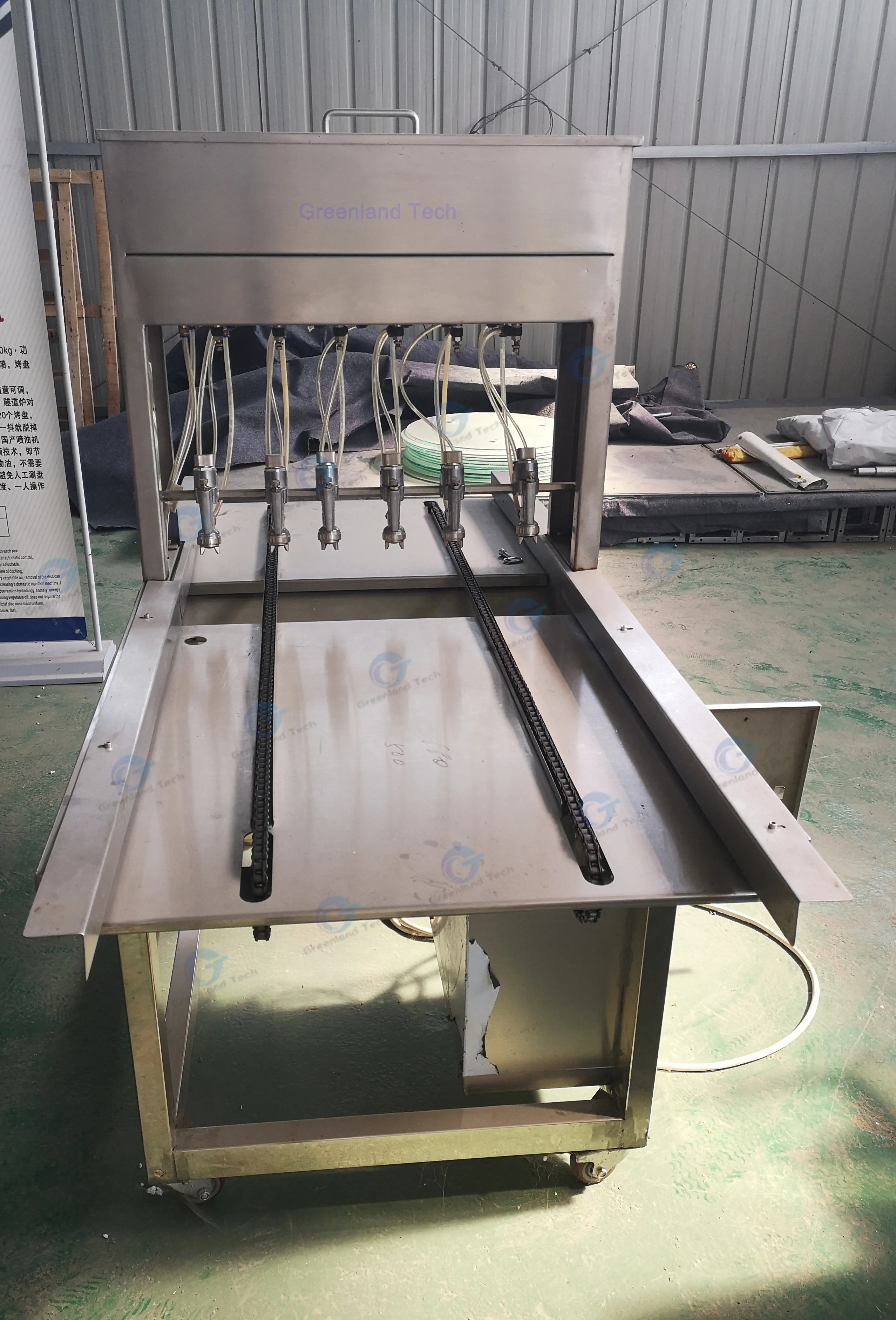 Latest Design Gt300s Biscuit Cake Tray Oil Spraying Machine 58 Trays