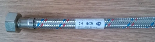 Small Label on hose.png