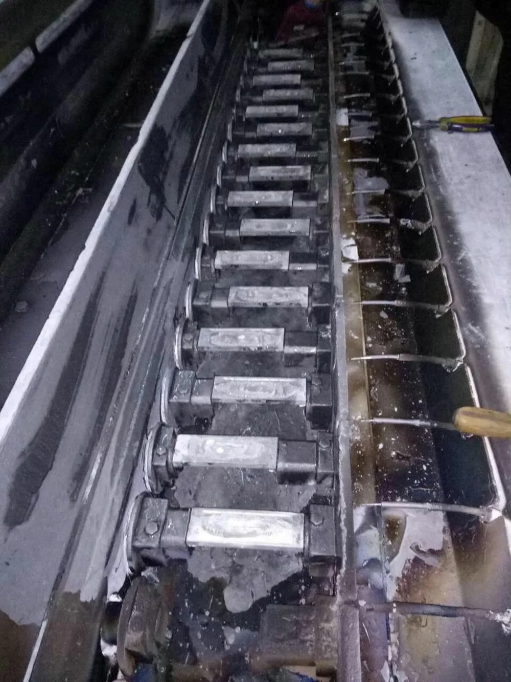 BOATS OFFSET ROW.jpg