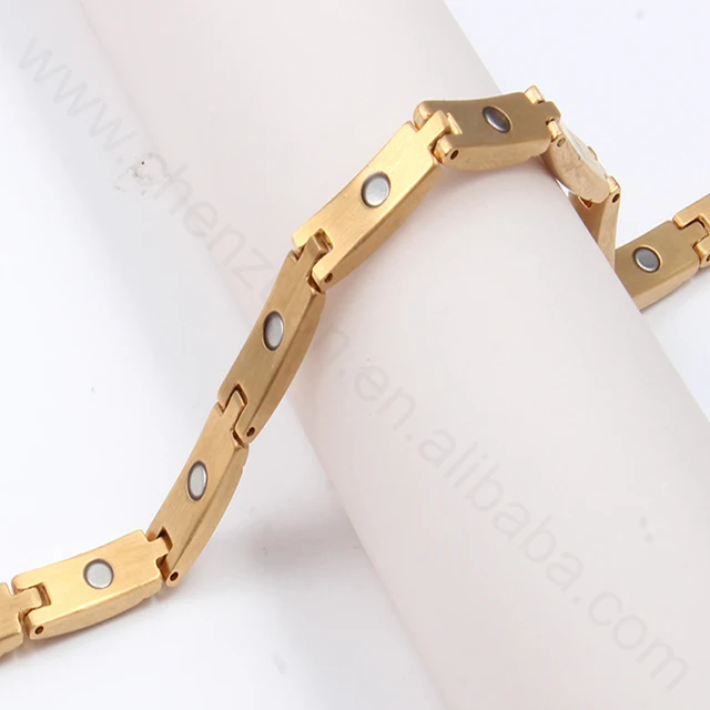 Custom stainless steel men's bracelet, exquisite magnetic buckle stainless steel charm men's bracelet.jpg