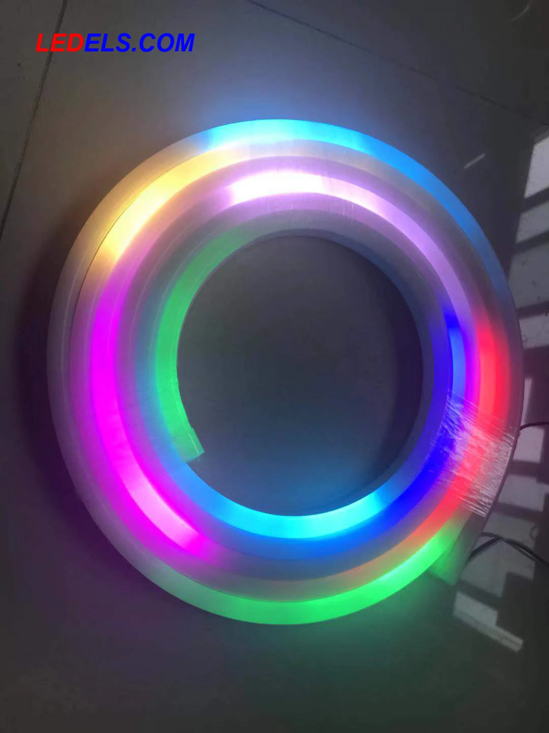 柔性霓虹灯 led 灯条 dc24v rgb 移动 led 柔性灯带追逐照明