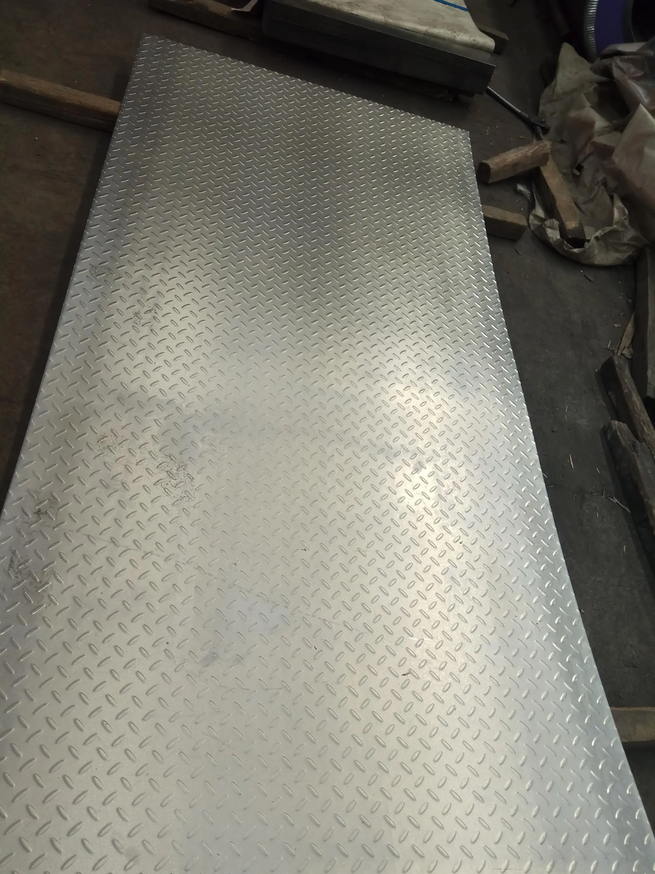 Ms Chequered Plate - Buy Galvanized Chequer Plate,6mm Chequered Plate ...