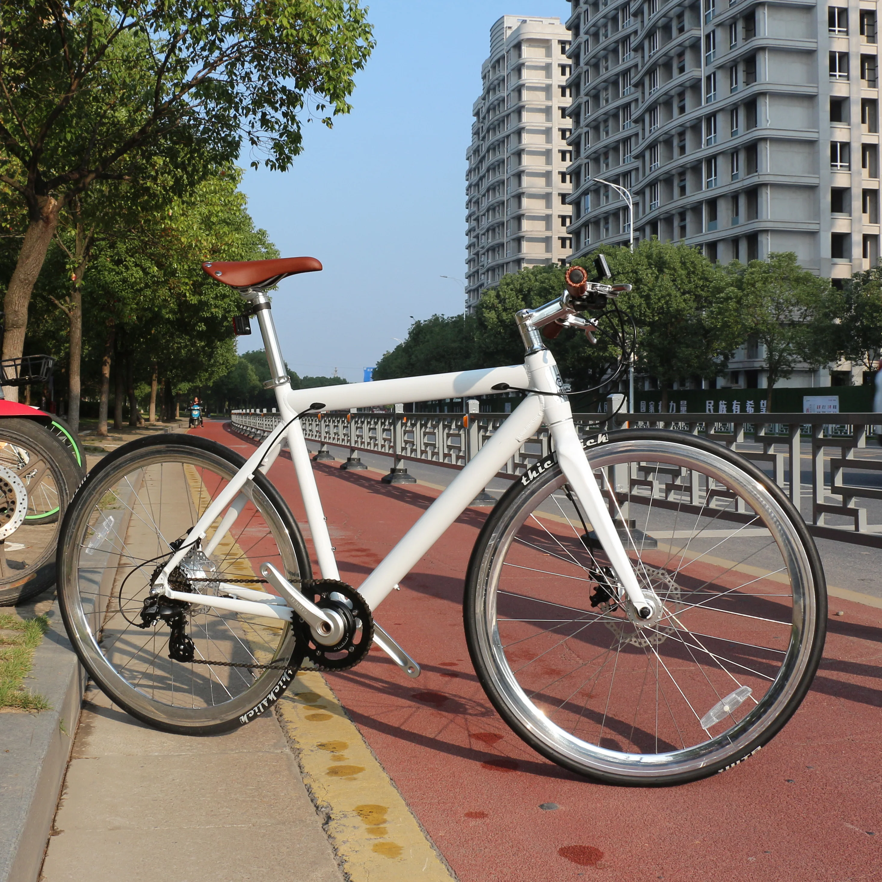 flat handlebars on road bike