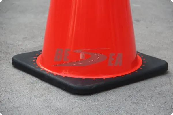 Black-Base-PVC-Traffic-Cone-13.jpg