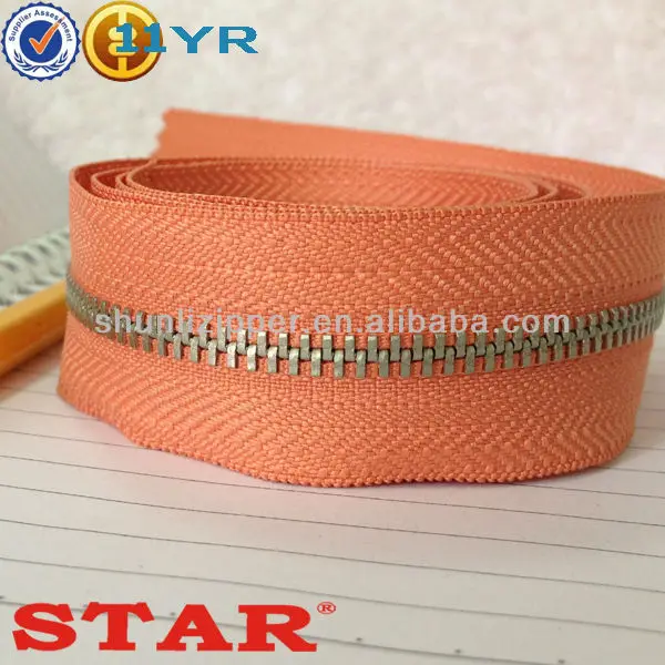 long chain zipper 3532.jpg