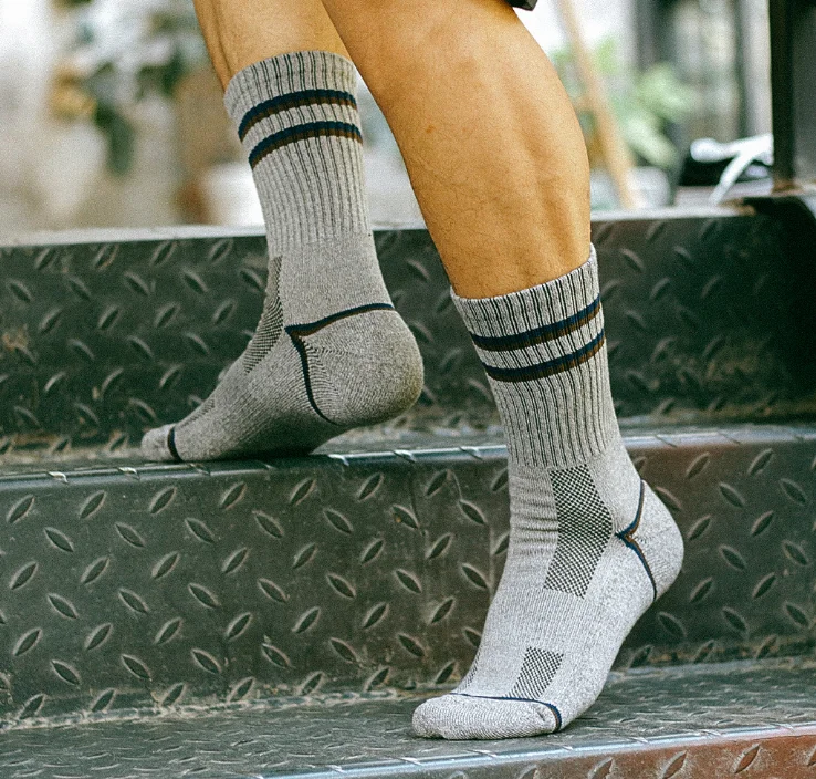 Knit Thermal Unisex Winter Thick Red Stripe Grey Crew Work Wool Socks