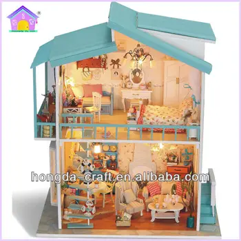 mini wooden dollhouse