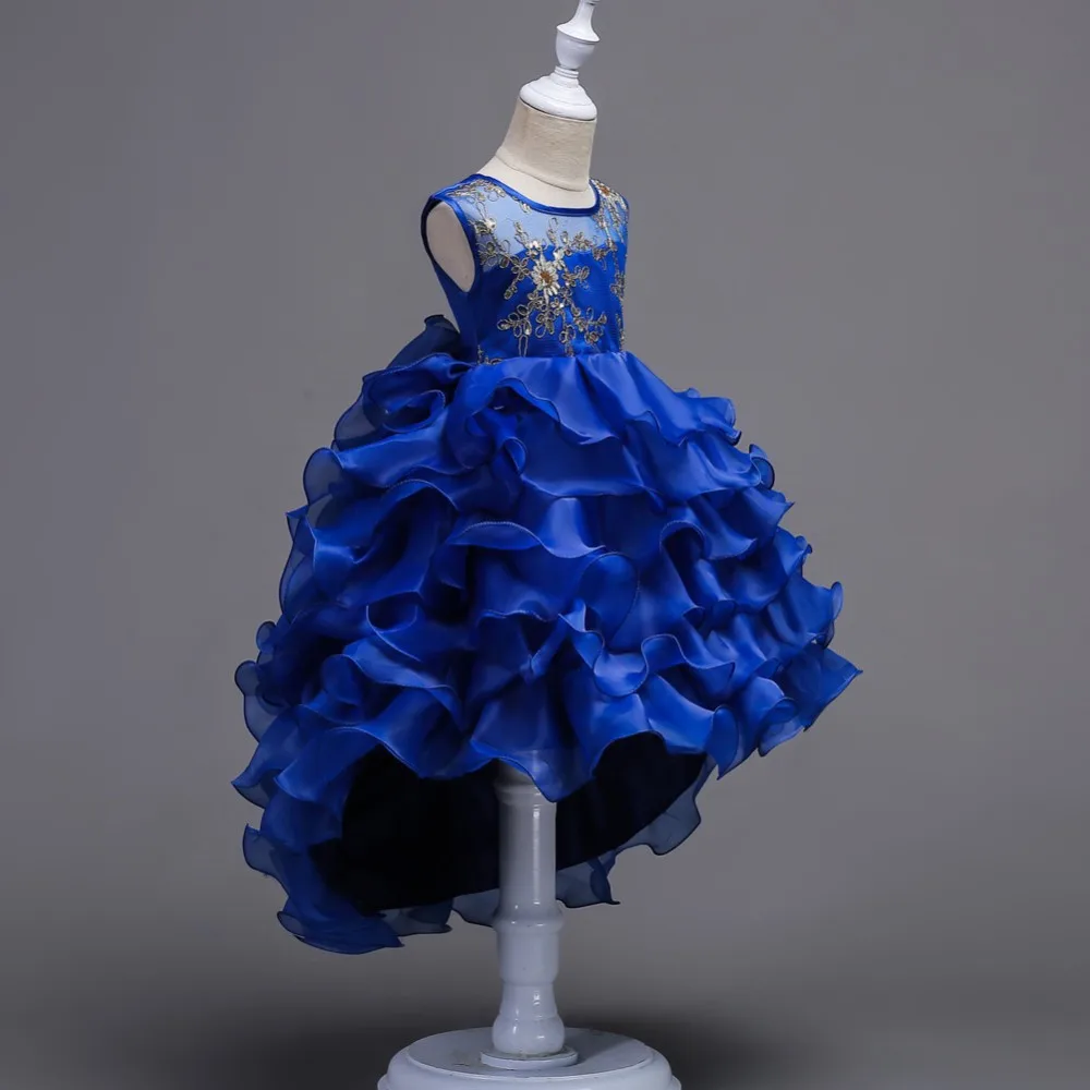 Синее пышное платье для девочки
