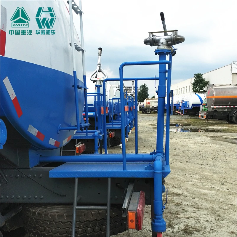 dongfeng 12000 litres water distribution truck High quality low price