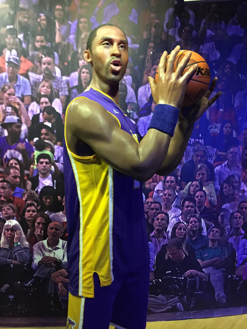 basketball star lifesize wax figure kobe bryant