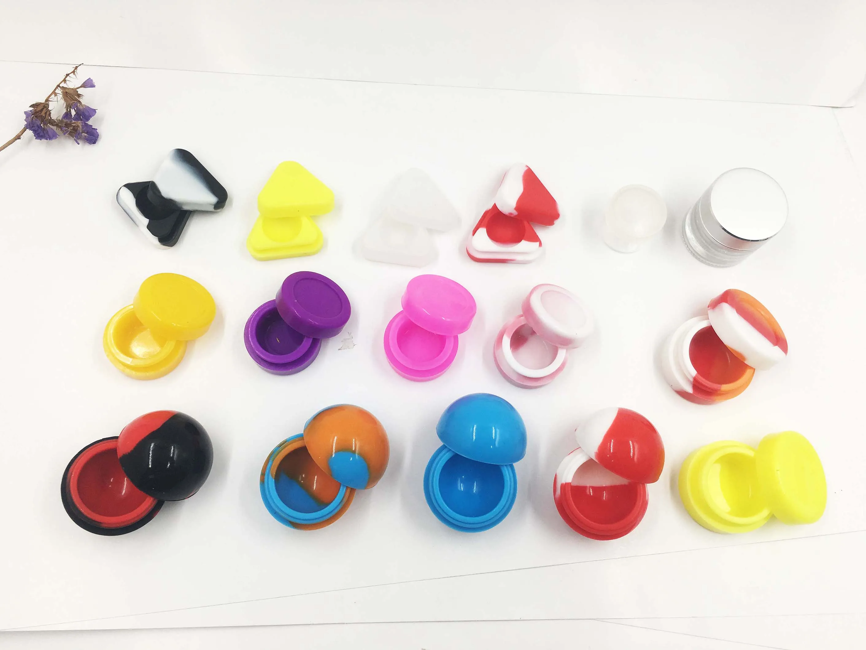 Silicon wax container.JPG