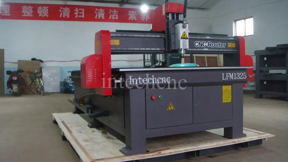 China Popular 1325 Heavy Duty Cnc Router Cutting Machine 4 Axis