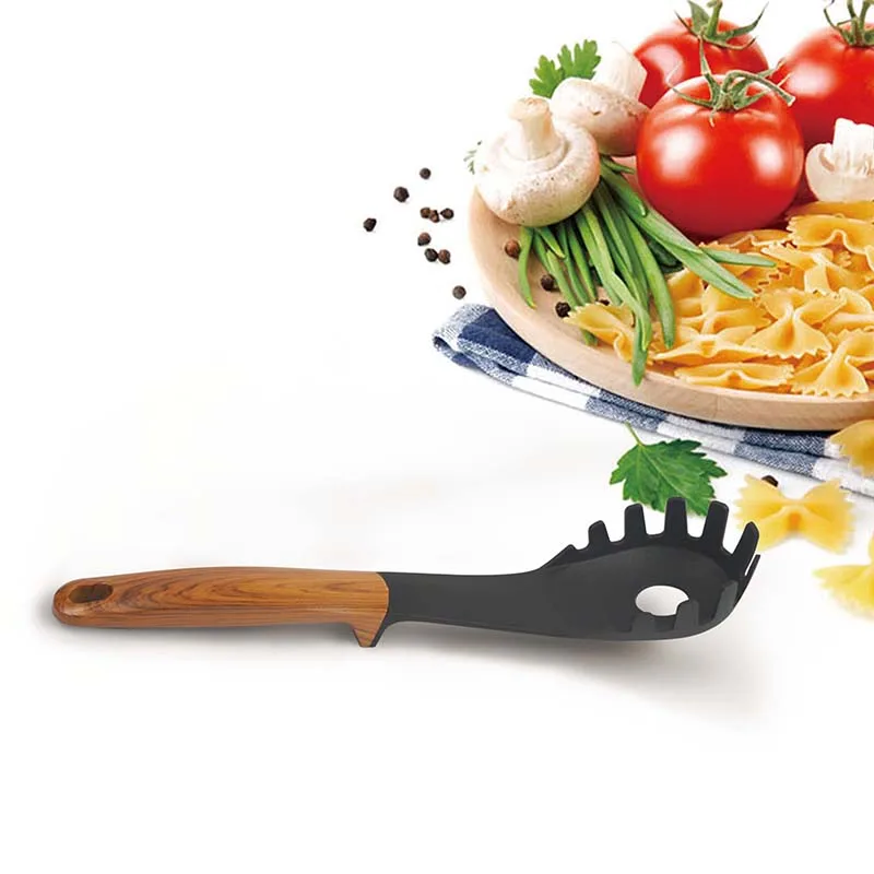 5 Nylon Kitchen Utensils