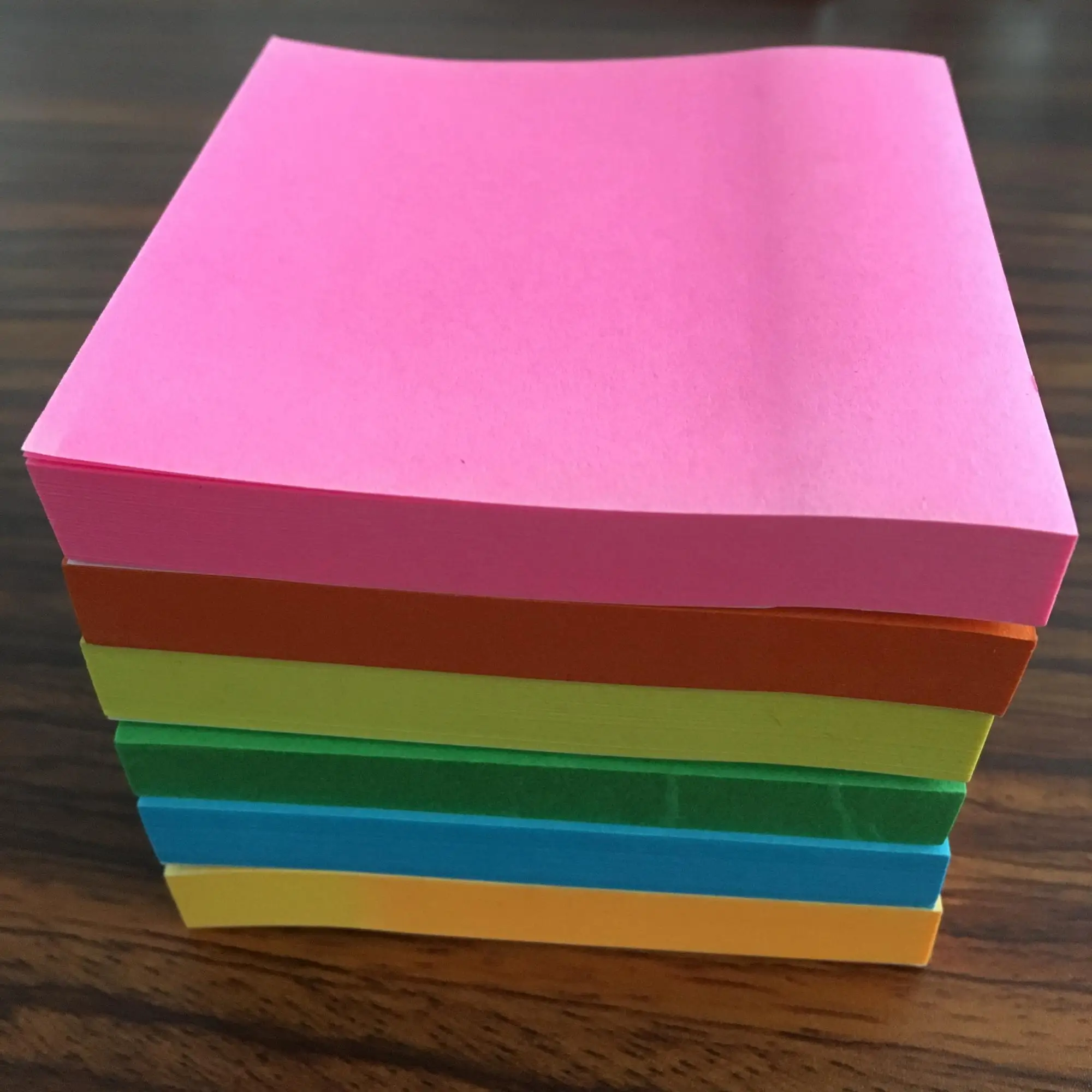 Small Size Cheap Bulk Blank Colorful Square Selfadhesive Tear Off