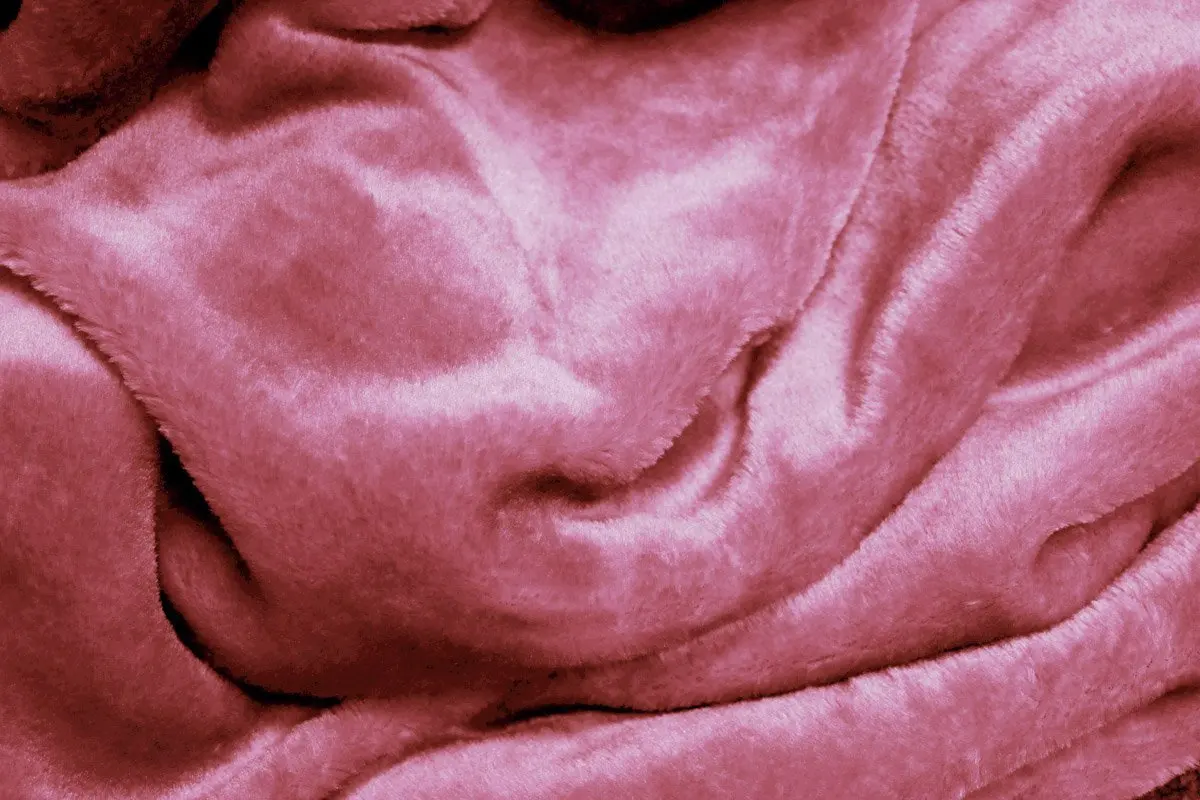 Archangel Reversable 2Ply Queen Solid Mink Blanket - Hot Pink