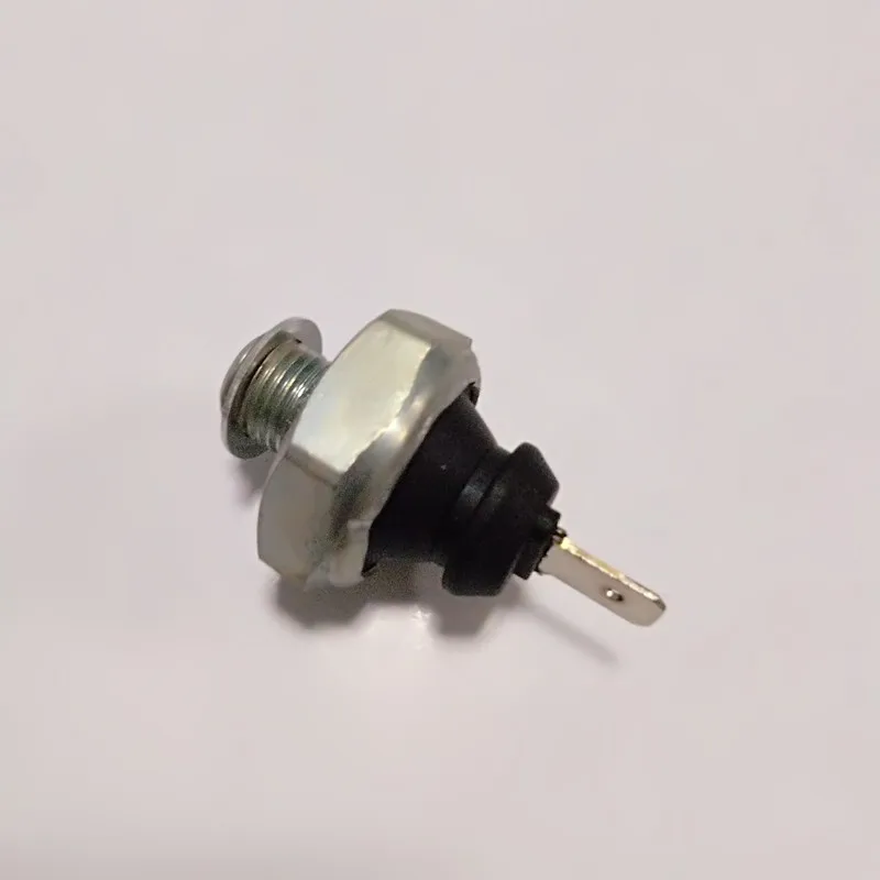 Deutz 914 Engine Parts Oil Pressure Switch 01182479 Buy Deutz Oil