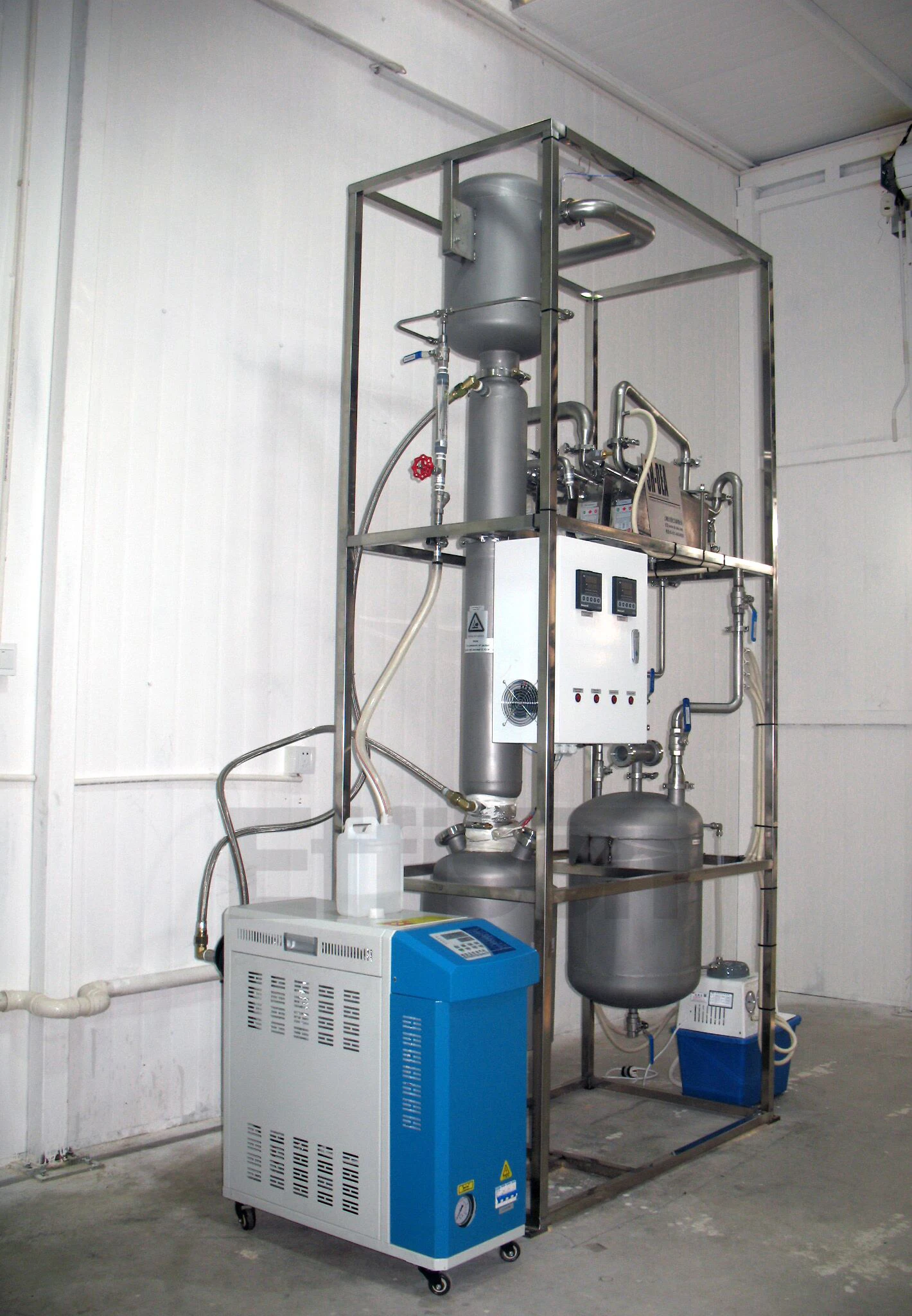 falling film evaporator.jpg