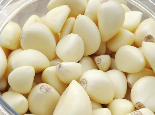 中国新作物新鲜去皮大蒜