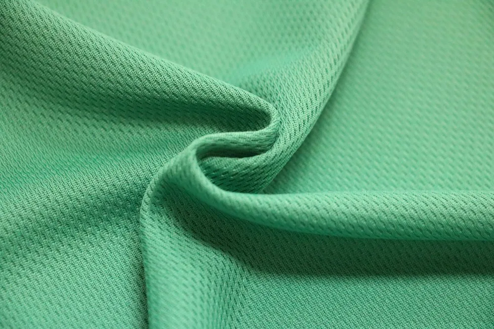 便宜和精细 75d 鸟眼和 140gsm 重量为运动球衣面料