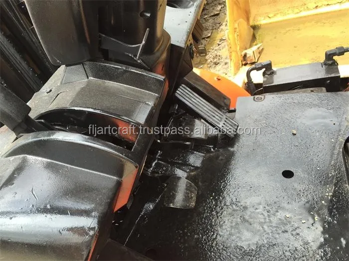 toyota 3t forklift  (1).jpg