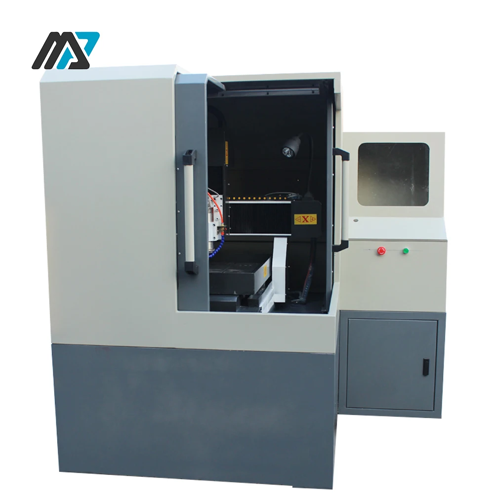 Hot Sale Fully Covered Safety Cnc Machine Widely Used Wood Molding