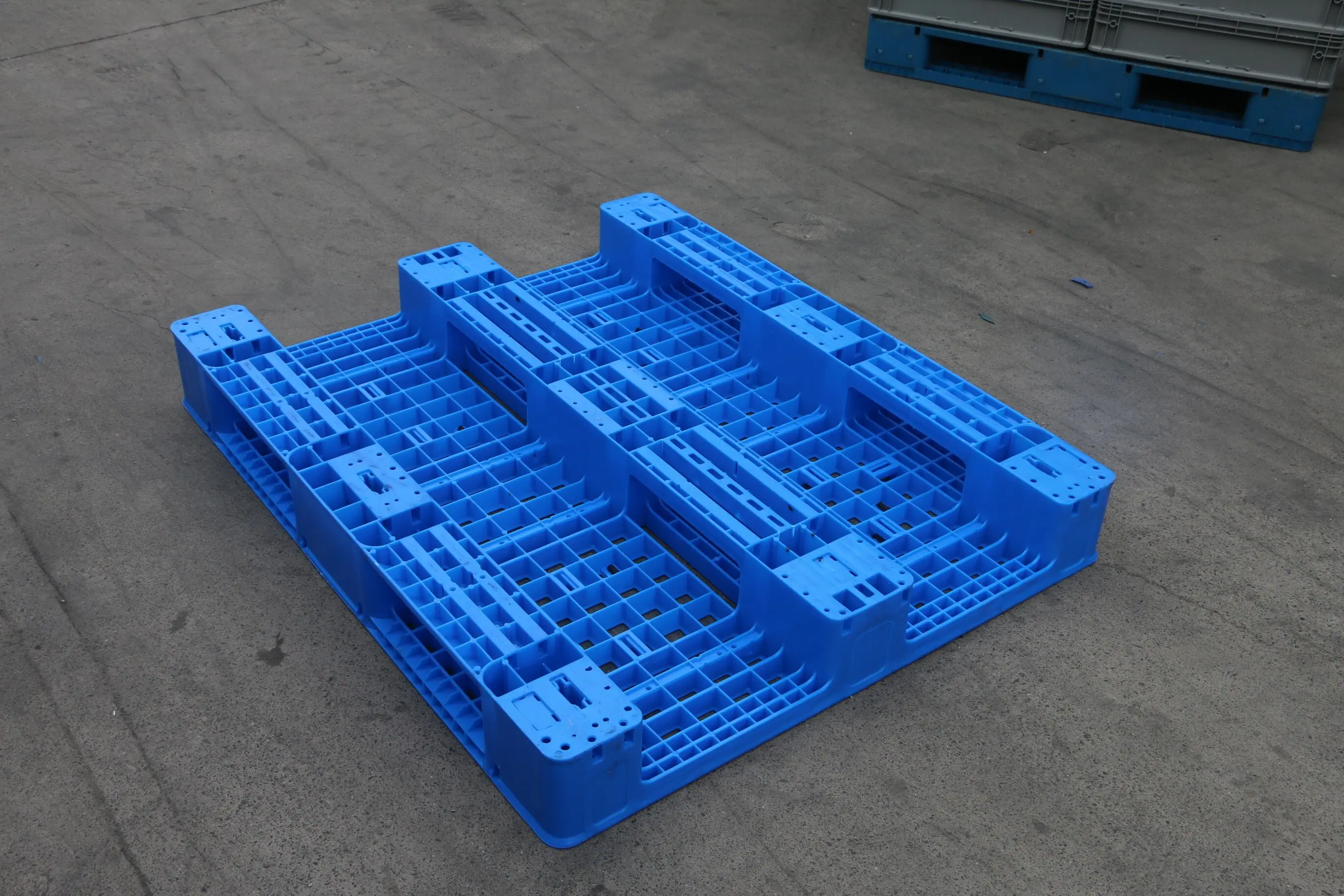 Huading Heavy-duty Recycled Plastic Pallet Single Faced 4-way Industry ...