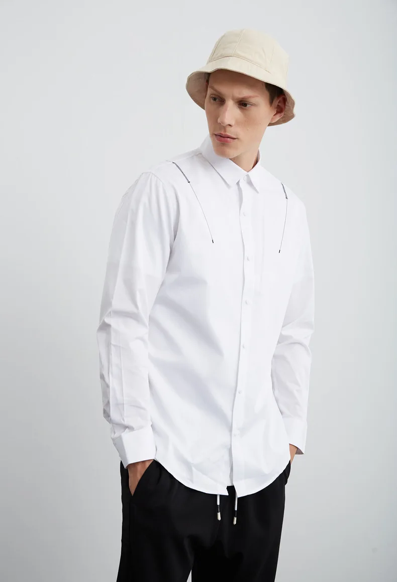 新到货最新设计秋季白色长袖男士衬衫黑色线条刺绣健身男士时尚定制