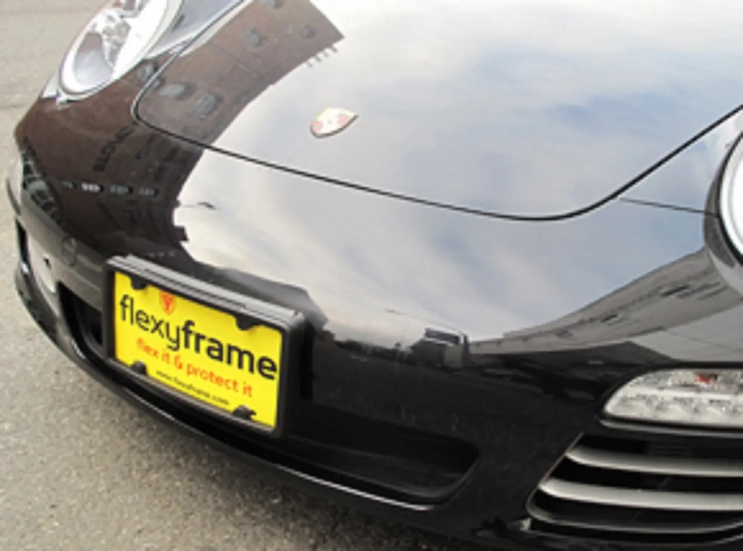 A NASA-like Rubber License Plate Bracket Frame Tag Holder Guard Bumper for BMW