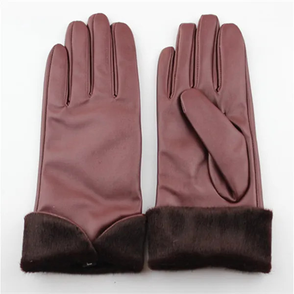 ladies wearing simple style PU gloves with fake horse fur