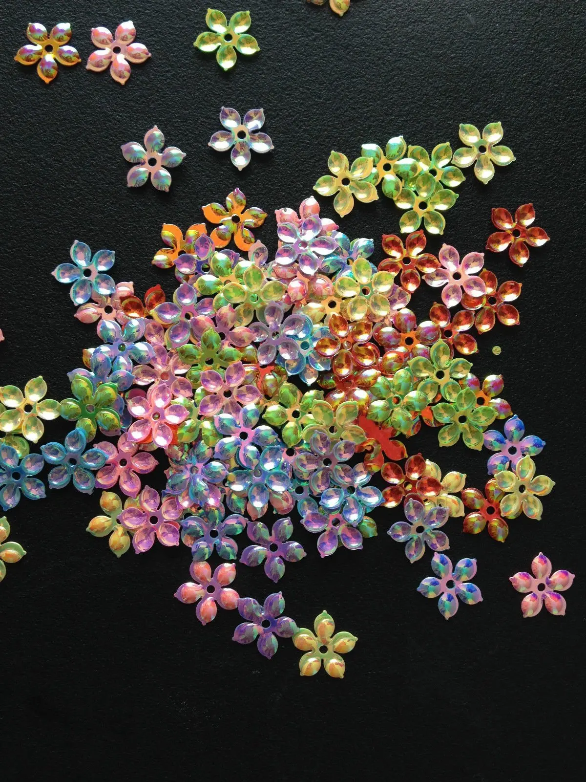 cheap vintage plastic flower beads find vintage plastic