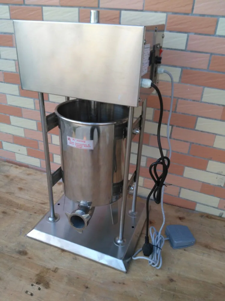 sausage stuffer inner.jpg