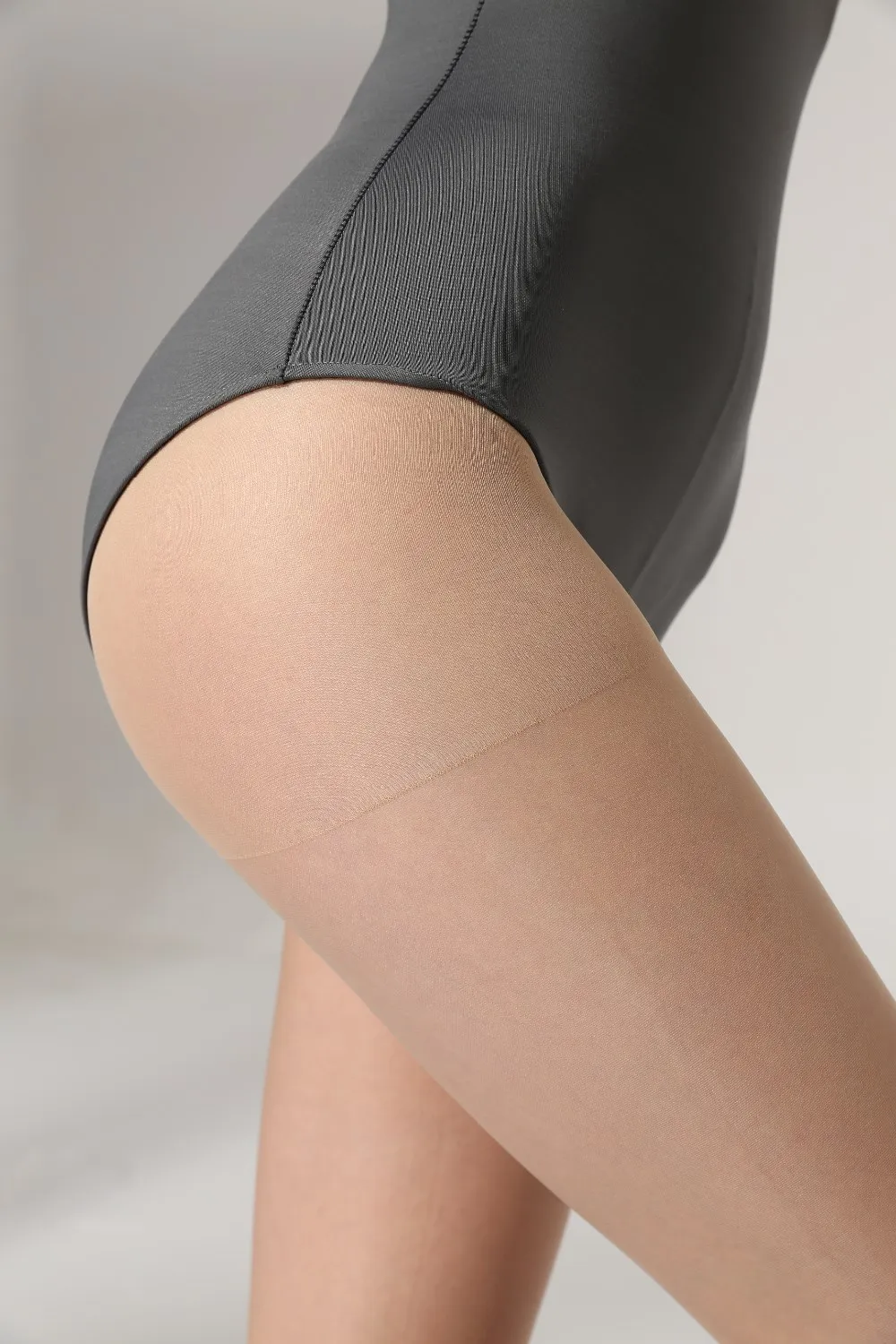 telesnie-kolgotki-yutube