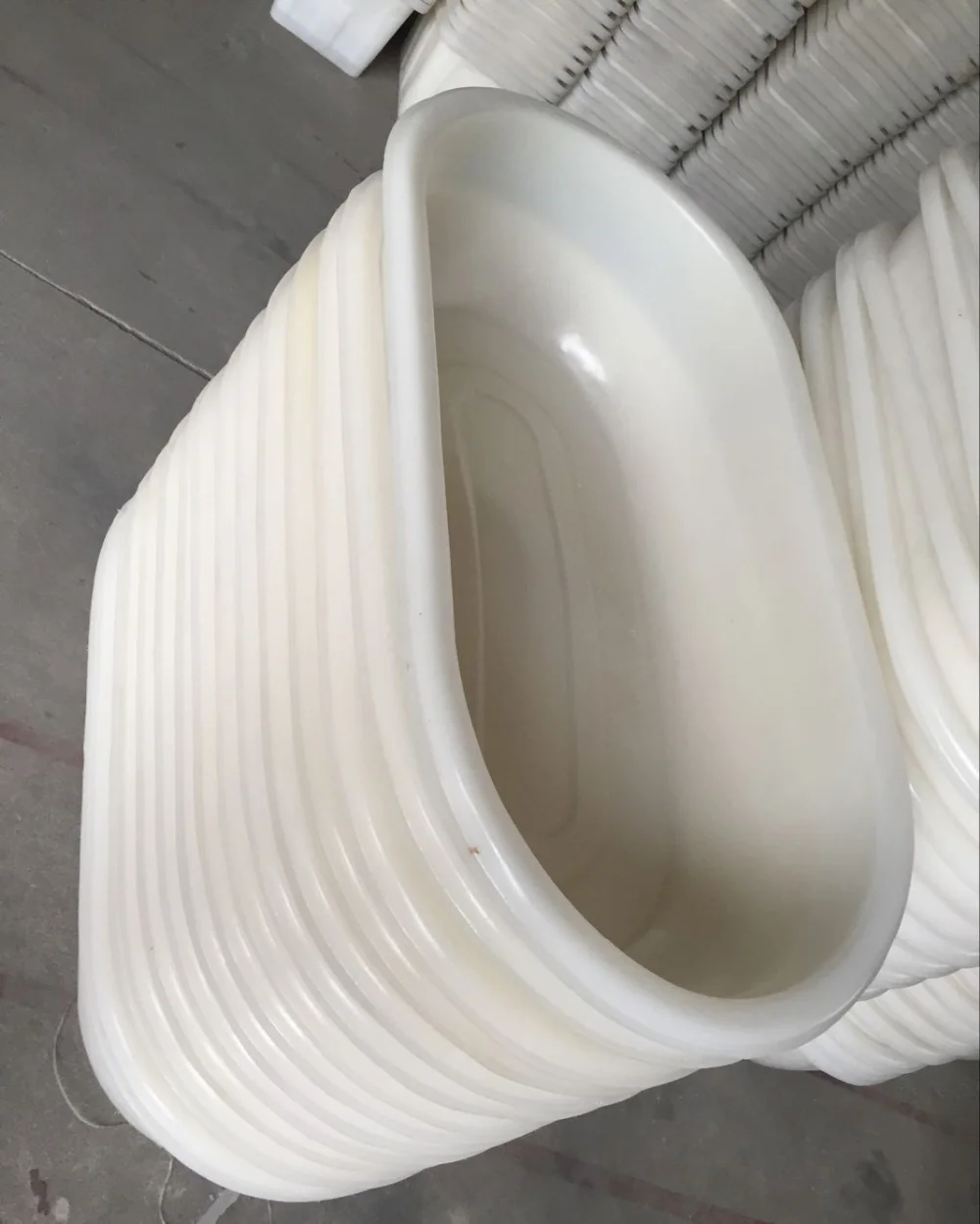 Rotomolding Plastic Round Fish Tank Oval Basin Oval Fish Tank Buy