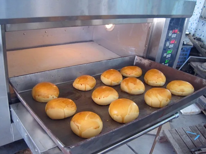 European-style Bread Pizza baking Oven with steam box/microcomputer control Electric bakery Oven with Ceramic Stone