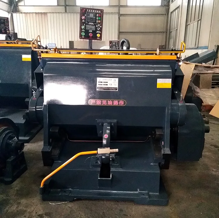 2017 NEW LATEST business LUM 1300mm creasing and cutting assembling machine made in cangzhou