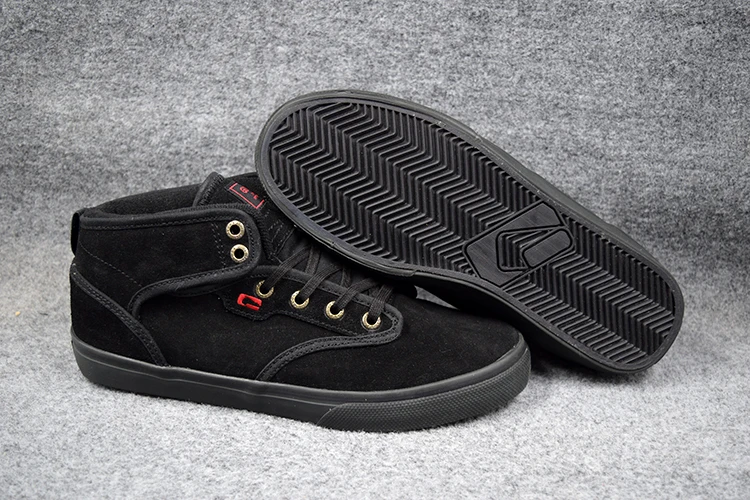 2016 Fashion BOY Shoes Black Anti Fur GLOBE MOTLEY MID Hard Wearing Street Footwear Board Shoes