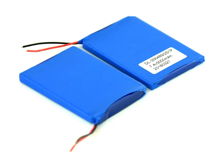 Литий полимерный аккумулятор лучший какой. Li-ion Polymer Battery 7.4v. Аккумулятор литий полимерный 7.4v. Аккумулятор 7,4v 3000mah. 3000mah полимерная литиевая батарея.