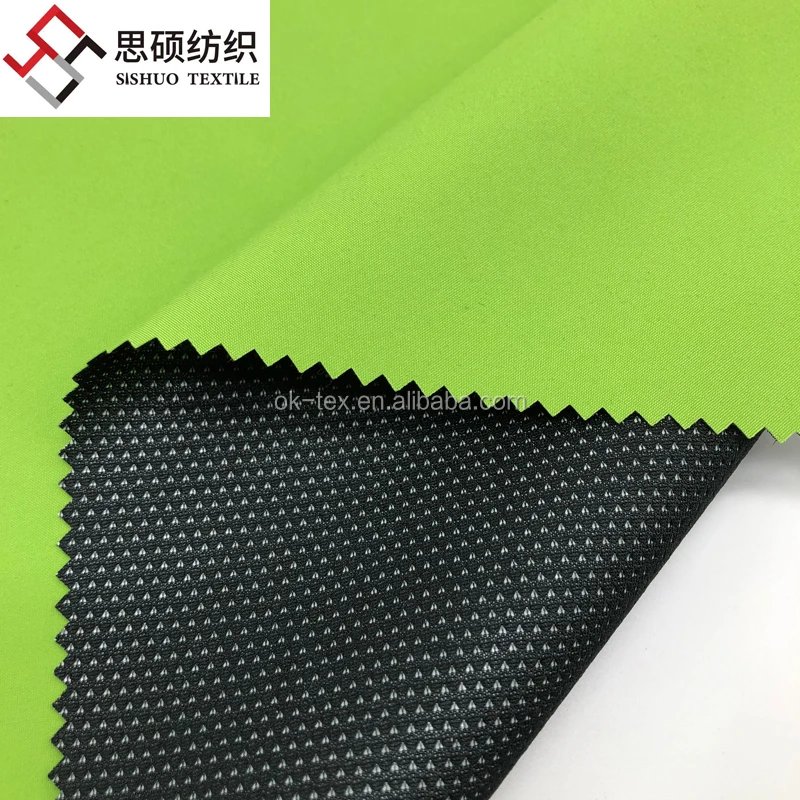 shell 100 nylon lining 100 polyester