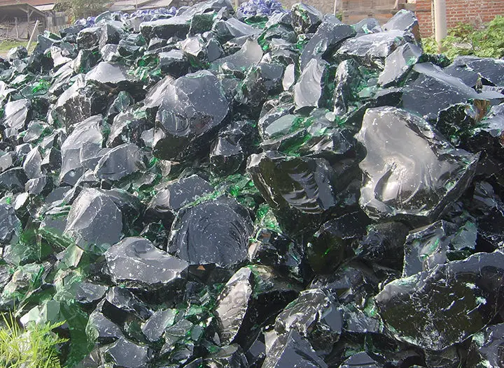 Natural Clear Color Green Slag Glass Rock For Garden Landscaping And ...