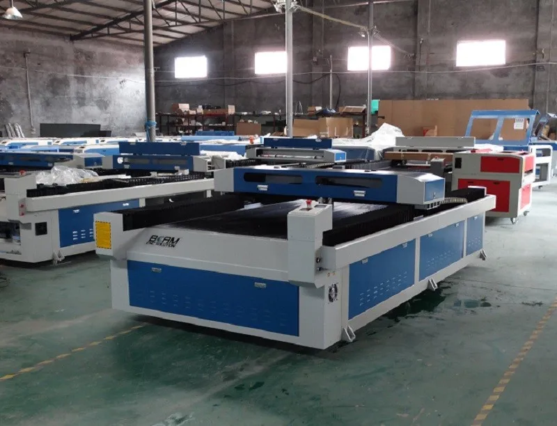 Metal Portable Laser Cutting Machine 1300*2500 Mm With Rd Control