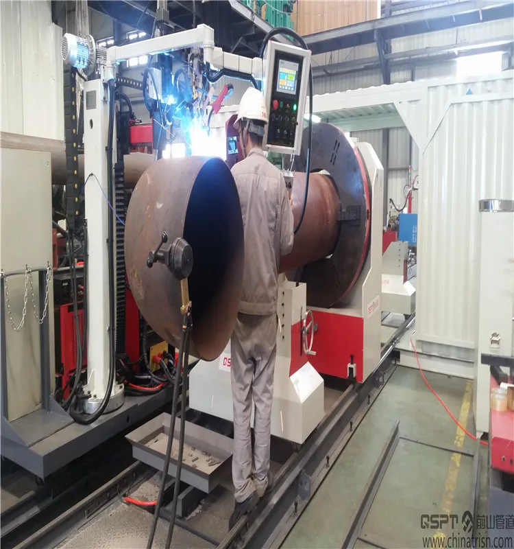 AUTOMATIC WELDING WORKSTATION FOR PIPE FABRICATION;AUTOMATIC WELDING