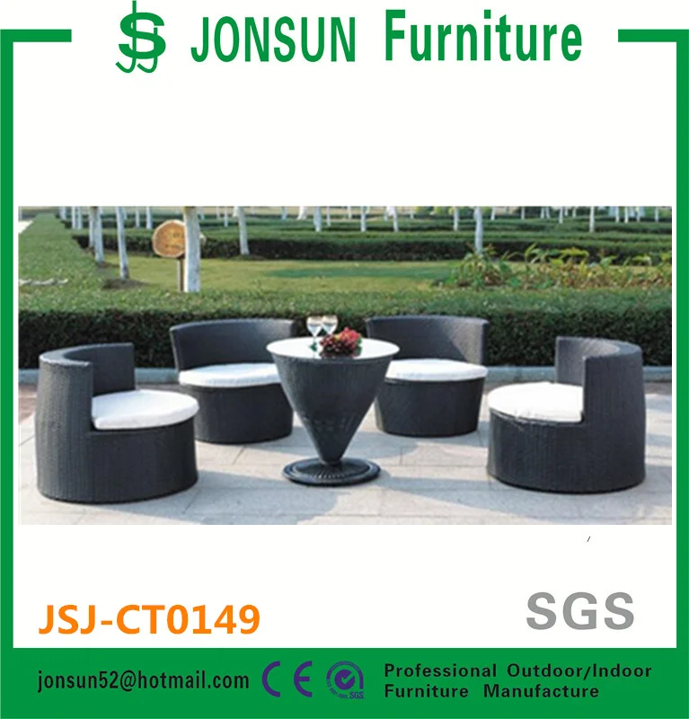 Wholesale PE rattan furinture table and chairs restaurant tables chairs