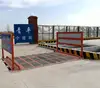 Platform off road truck wheel pressure washer